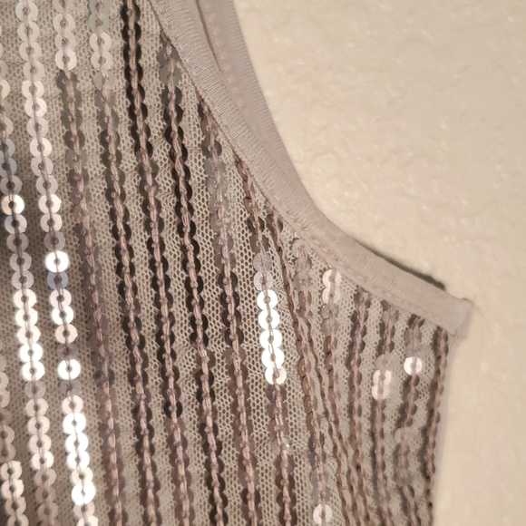 🌿SAGE GREEN IRREDESCENT KNIT TANK🌿  SIZE 0 (4-5) - Picture 5 of 8